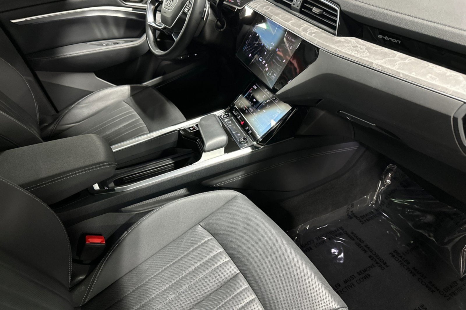Used 2024 Audi Q8 e-tron Premium Plus w/ Premium Plus Package AWD/4WD image 15