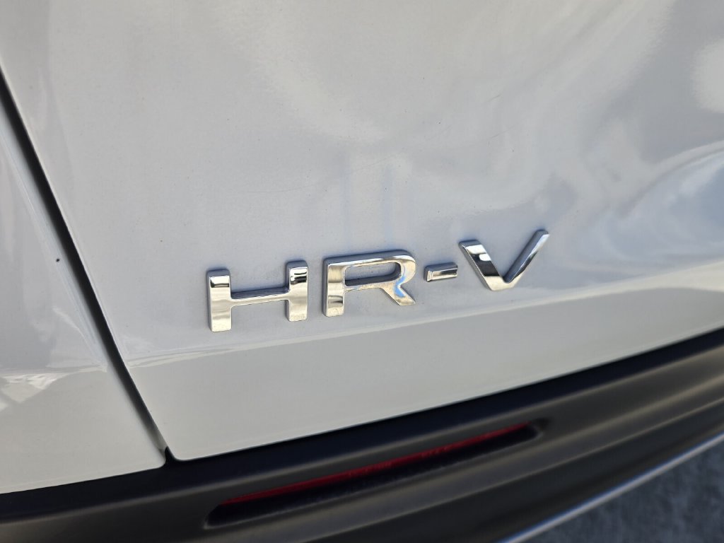 Used 2024 Honda HR-V Sport image 14