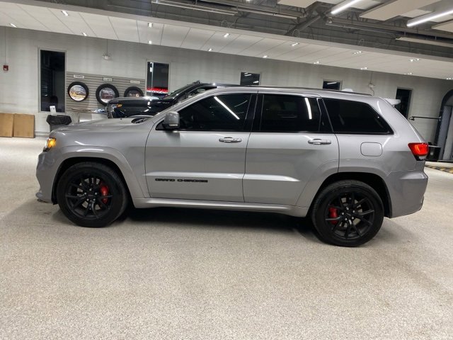 Used 2020 Jeep Grand Cherokee SRT image 12