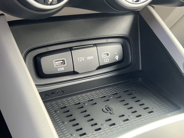 New 2026 Hyundai Venue SEL image 25