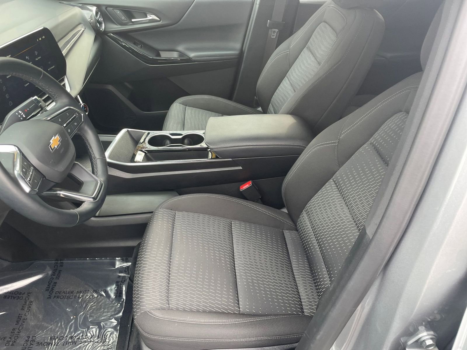 Used 2025 Chevrolet Equinox LT image 23