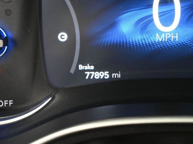 Used 2022 Chrysler Pacifica Touring-L image 37