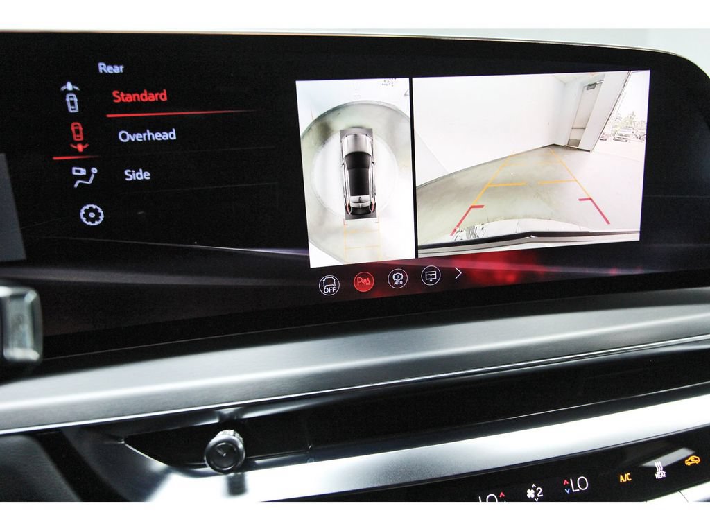 Used 2026 Cadillac Lyriq V w/ Exterior Carbon Fiber Package AWD/4WD image 26