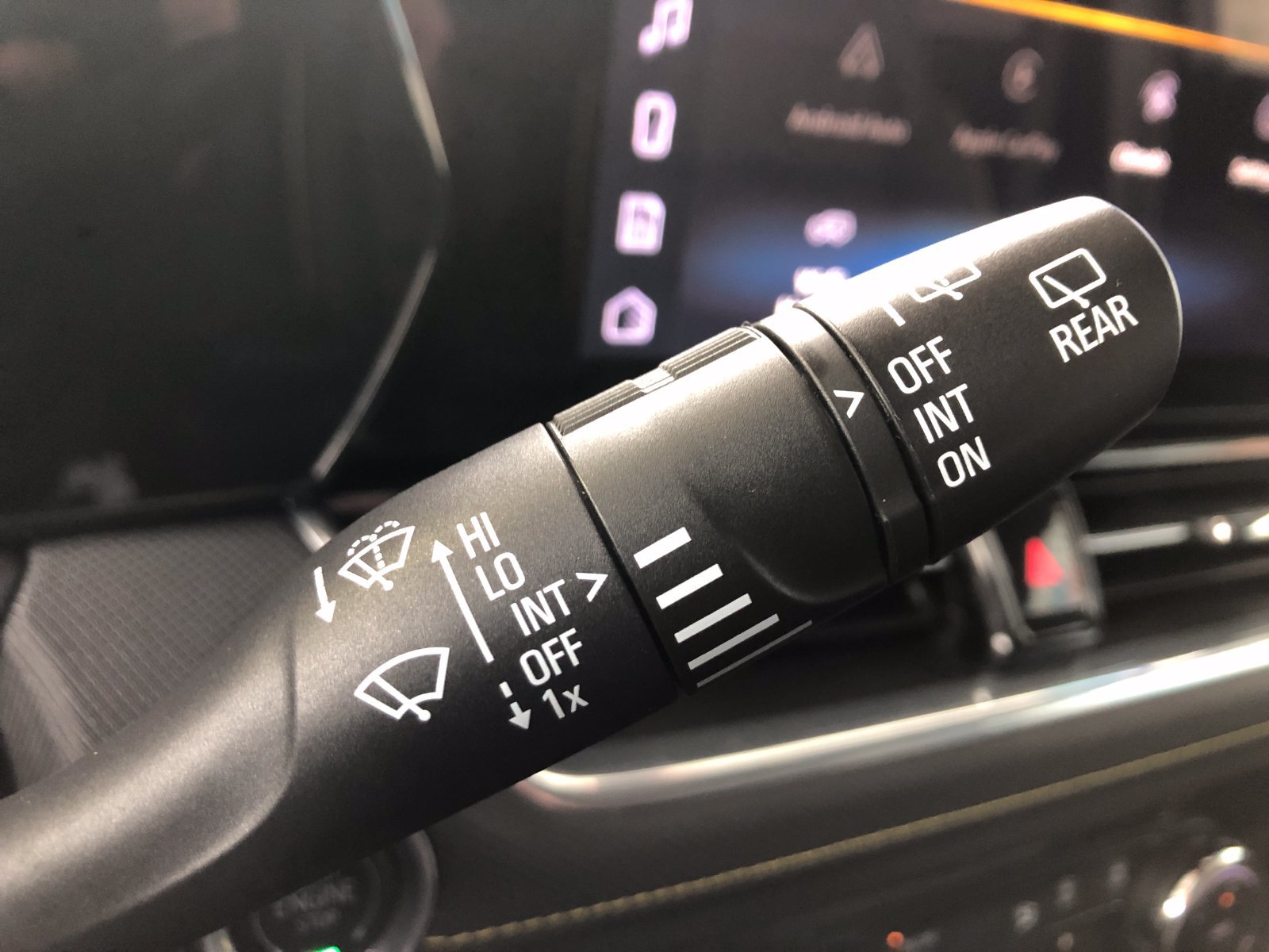 Used 2025 Chevrolet TrailBlazer ACTIV w/ Convenience Package FWD image 32