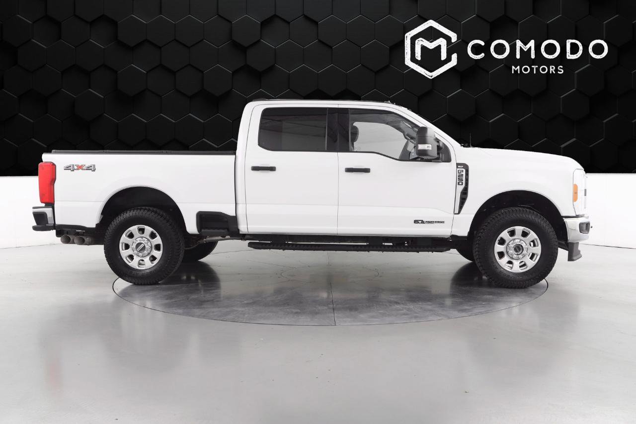 Used 2023 Ford F250 XLT AWD/4WD image 2