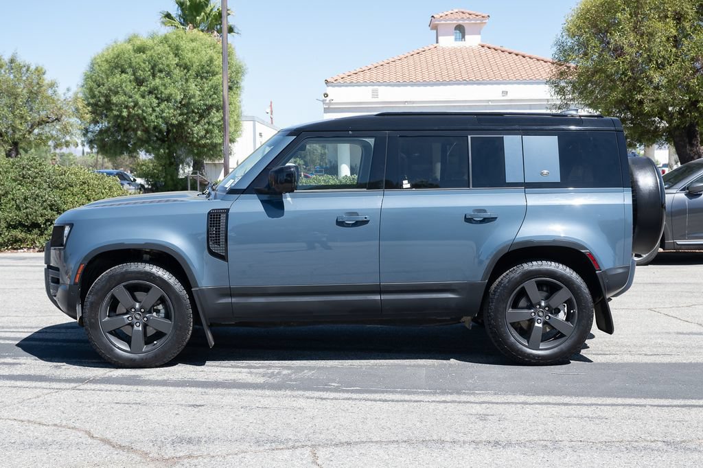 Used 2023 Land Rover Defender 110 S AWD/4WD image 8
