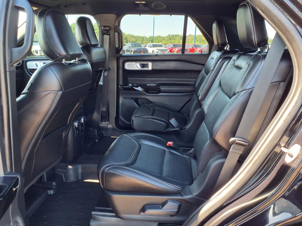 Certified 2022 Ford Explorer ST w/ Equipment Group 401A image 11