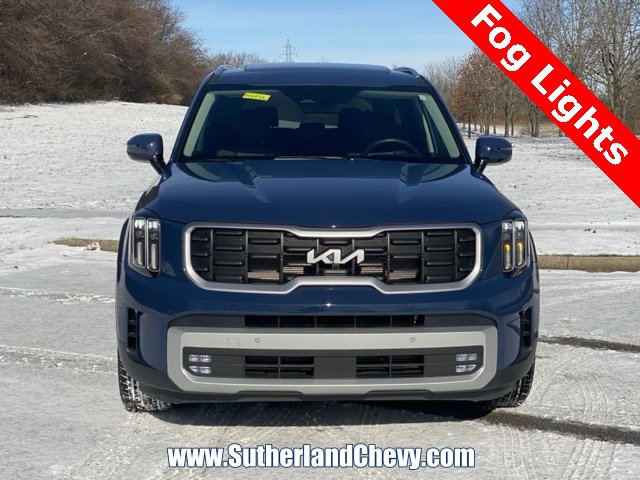 Used 2025 Kia Telluride AWD image 2