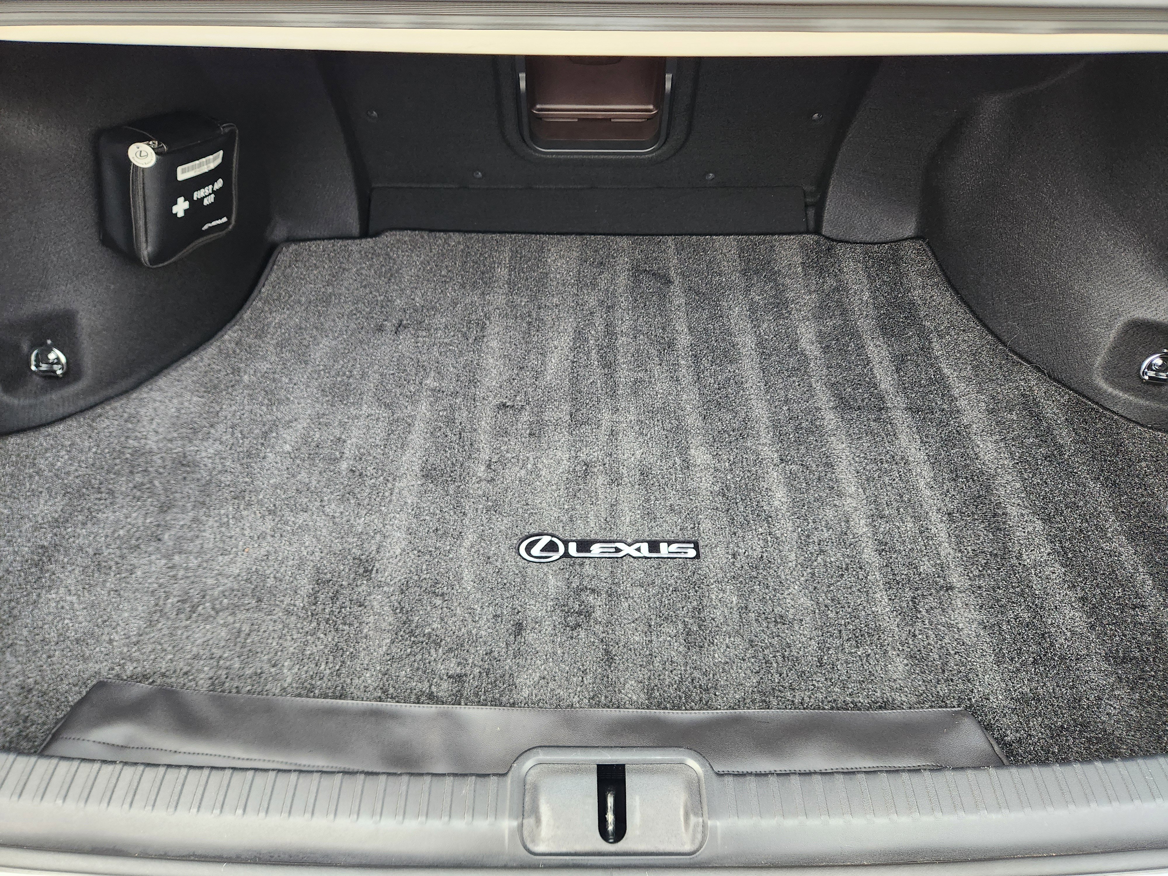 Used 2021 Lexus ES 300h w/ Premium Package image 44