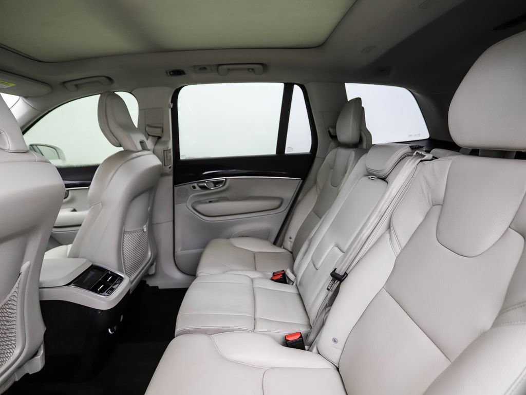 Used 2019 Volvo XC90 T6 Momentum w/ Advanced Package image 22