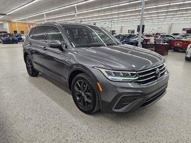 Used 2024 Volkswagen Tiguan Wolfsburg Edition AWD/4WD image 3