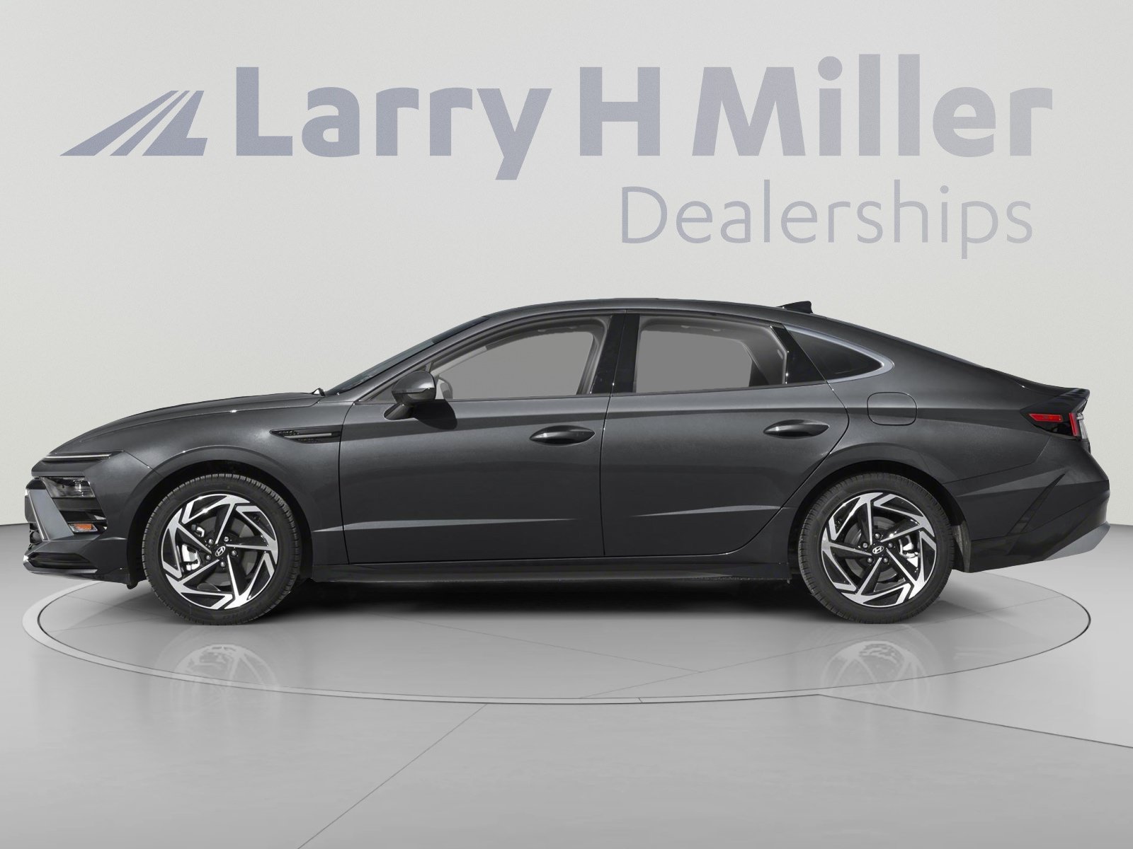 Used 2024 Hyundai Sonata SEL FWD image 3