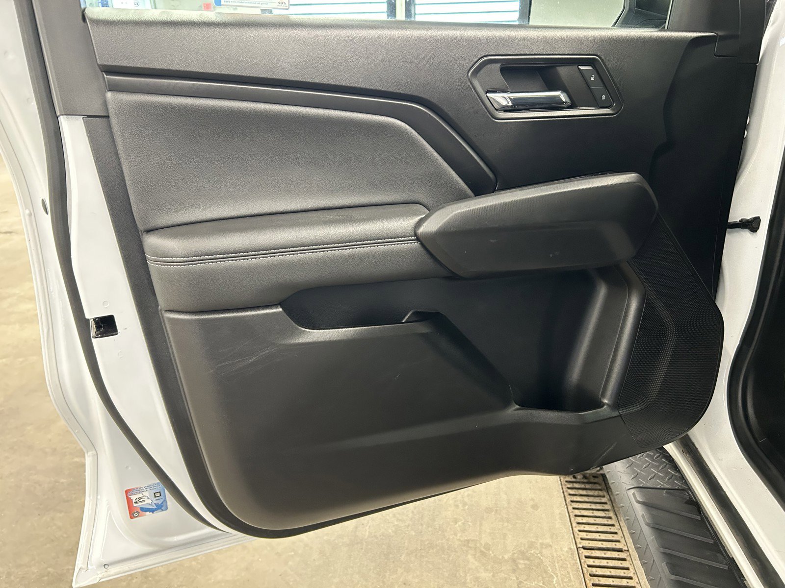 Used 2023 GMC Canyon Elevation w/ Convenience Package image 11