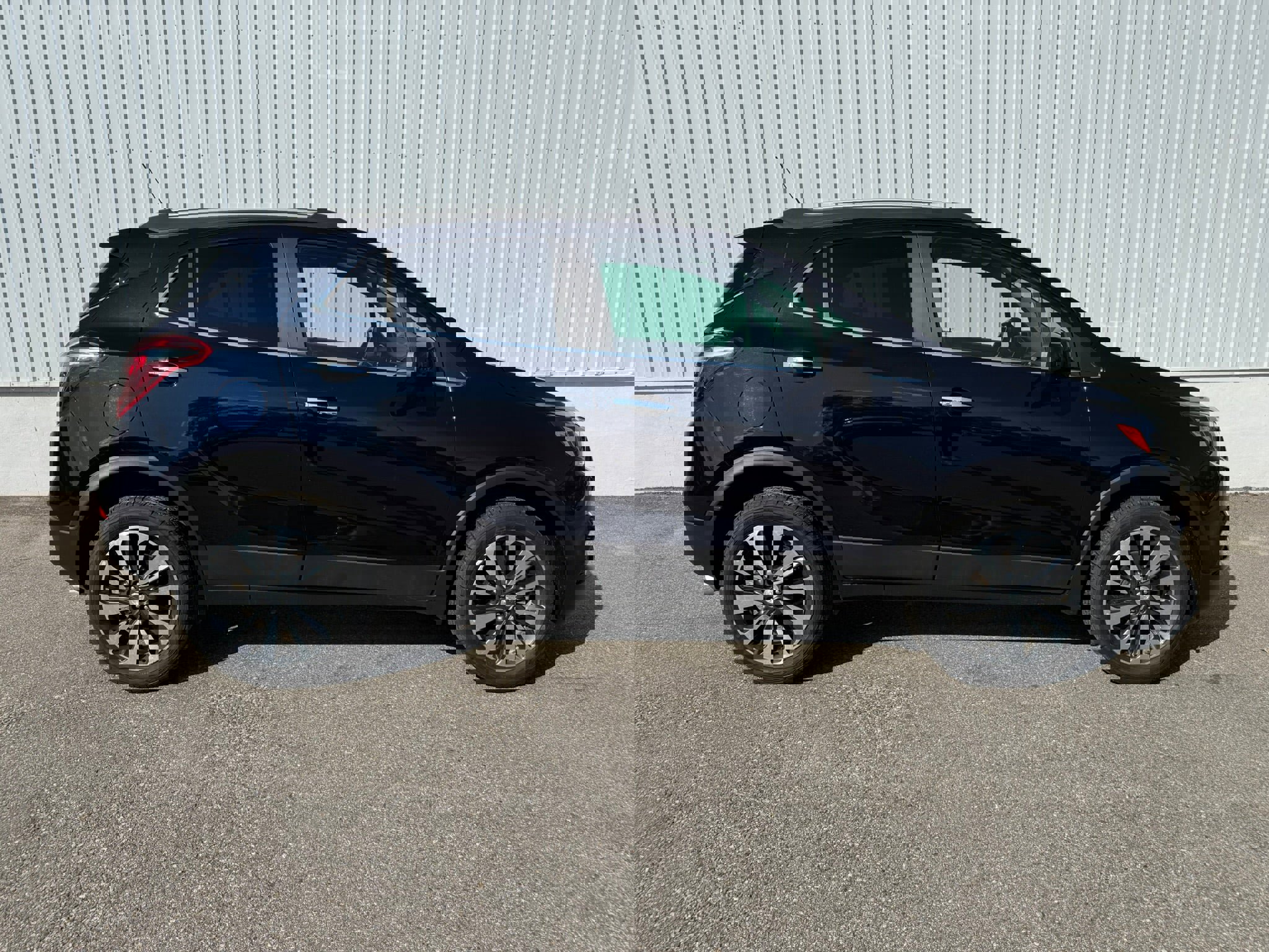 Used 2022 Buick Encore Preferred w/ Safety Package image 8