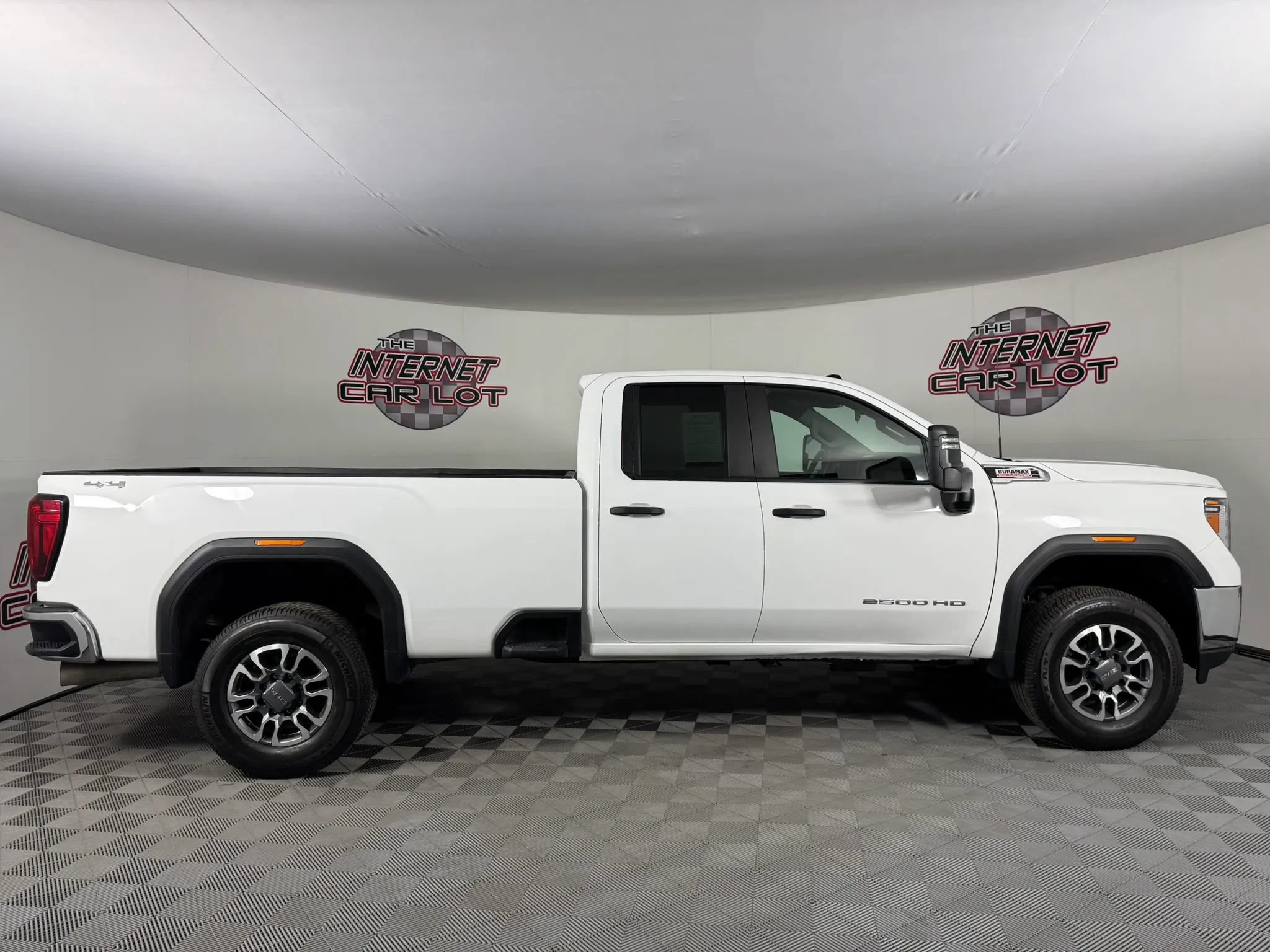 Used 2023 GMC Sierra 2500 Pro w/ Convenience Package AWD/4WD image 8