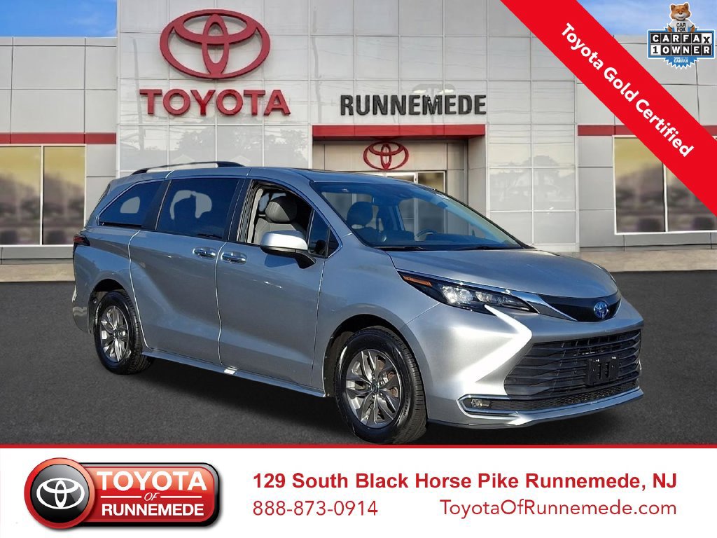 Used 2024 Toyota Sienna XLE FWD 360° Tour