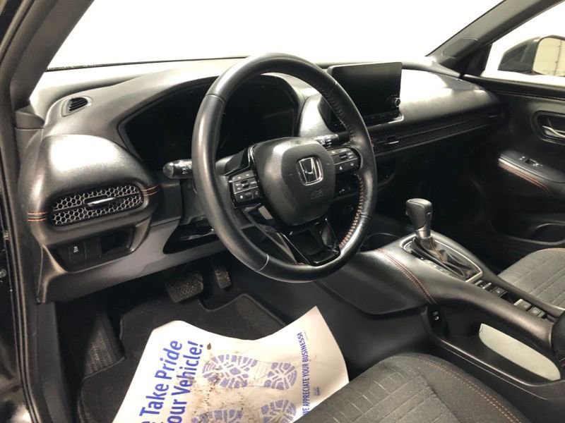 Used 2025 Honda HR-V Sport image 18