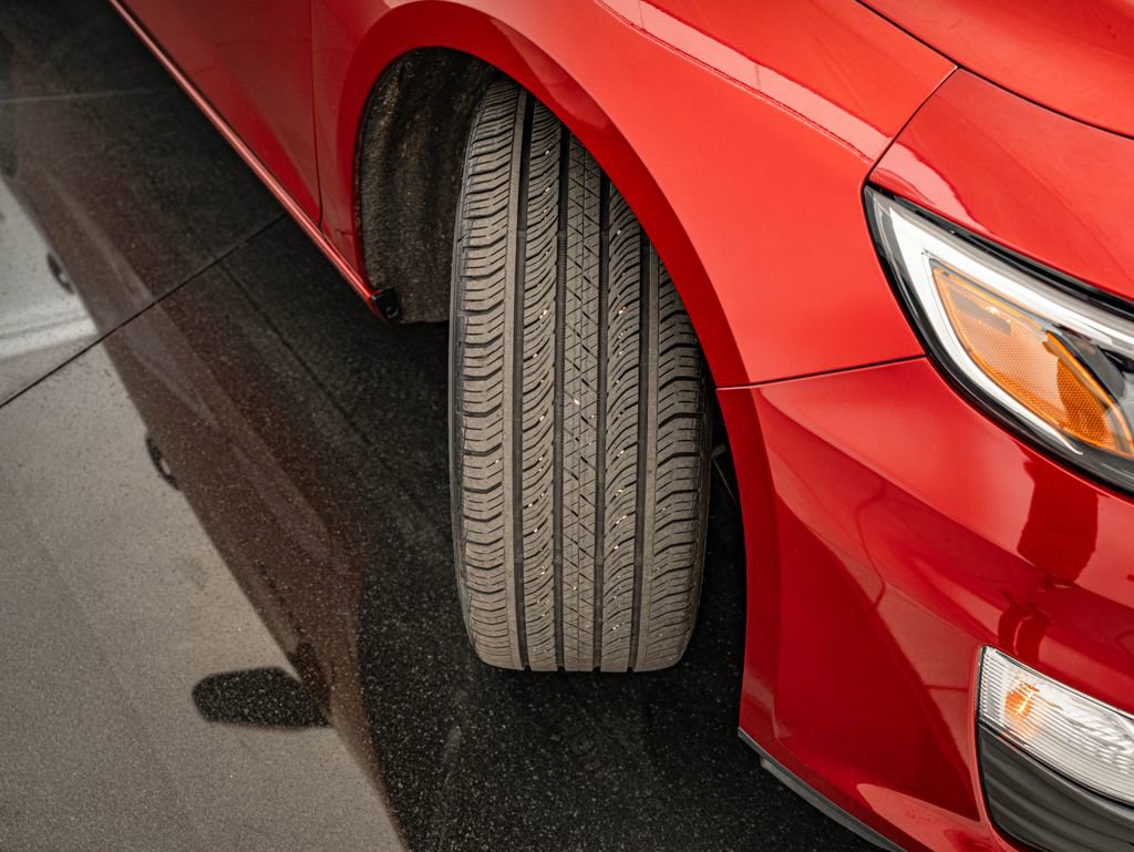 Used 2024 Chevrolet Malibu RS FWD image 38