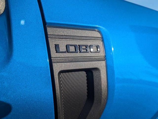 Used 2025 Ford Maverick Lobo AWD/4WD image 19