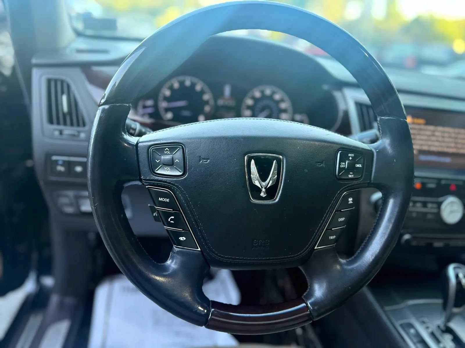 Used 2012 Hyundai Equus Signature RWD image 10