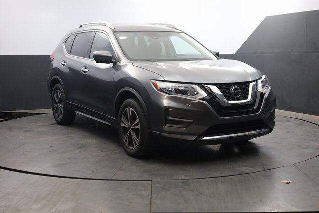 Used 2020 Nissan Rogue SV w/ Premium Package image 2