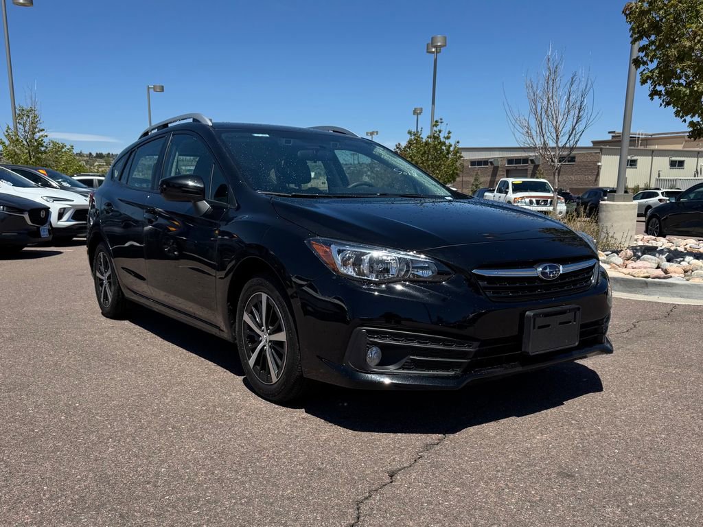 Used 2022 Subaru Impreza 2.0i Premium AWD/4WD image 1