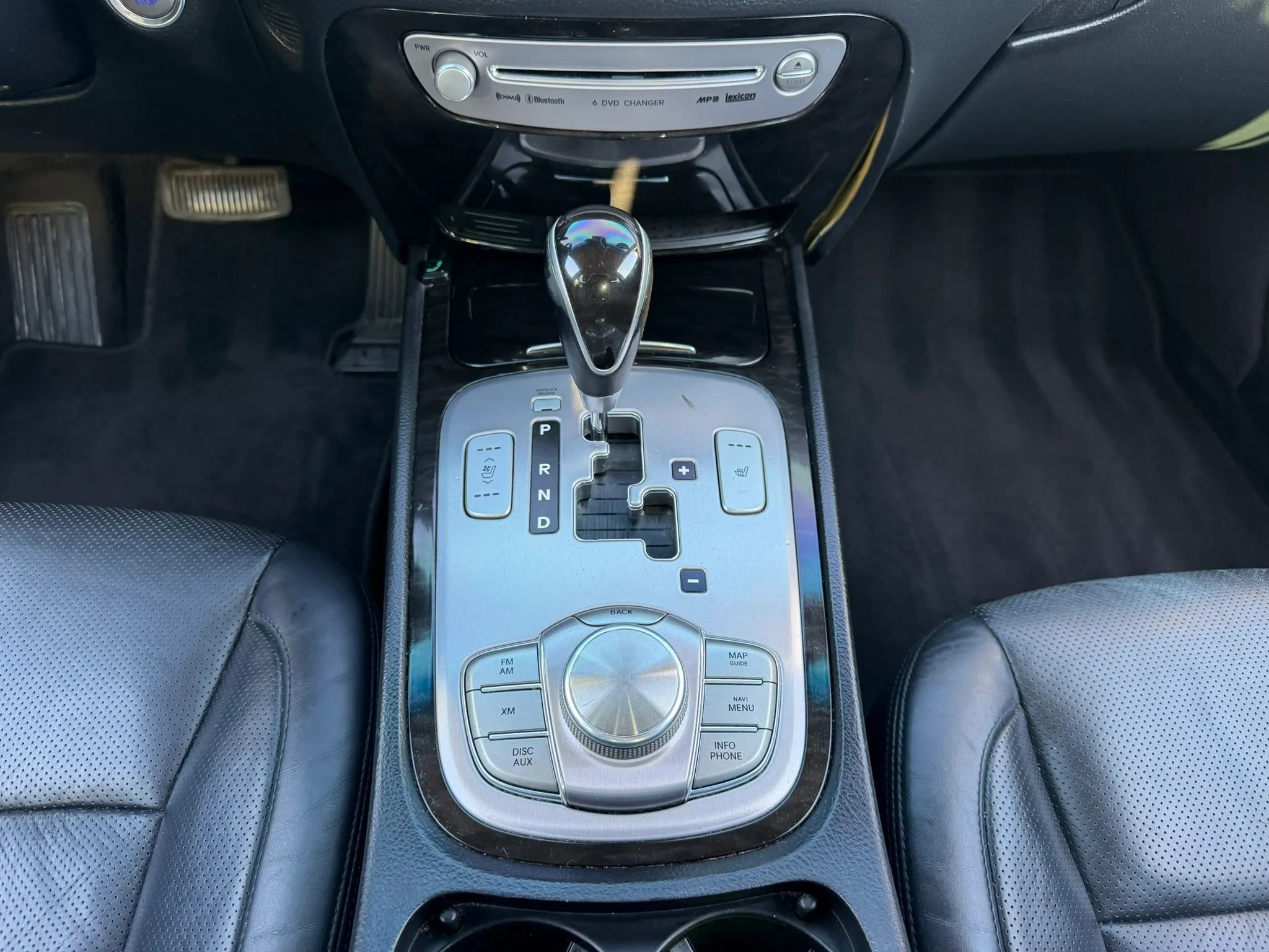 Used 2012 Hyundai Genesis 3.8 w/ Premium Pkg RWD image 14