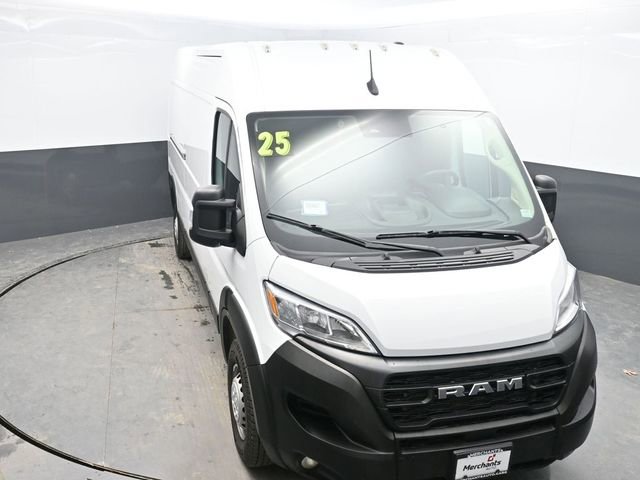 Used 2025 RAM ProMaster 2500 w/ Convenience Group image 23