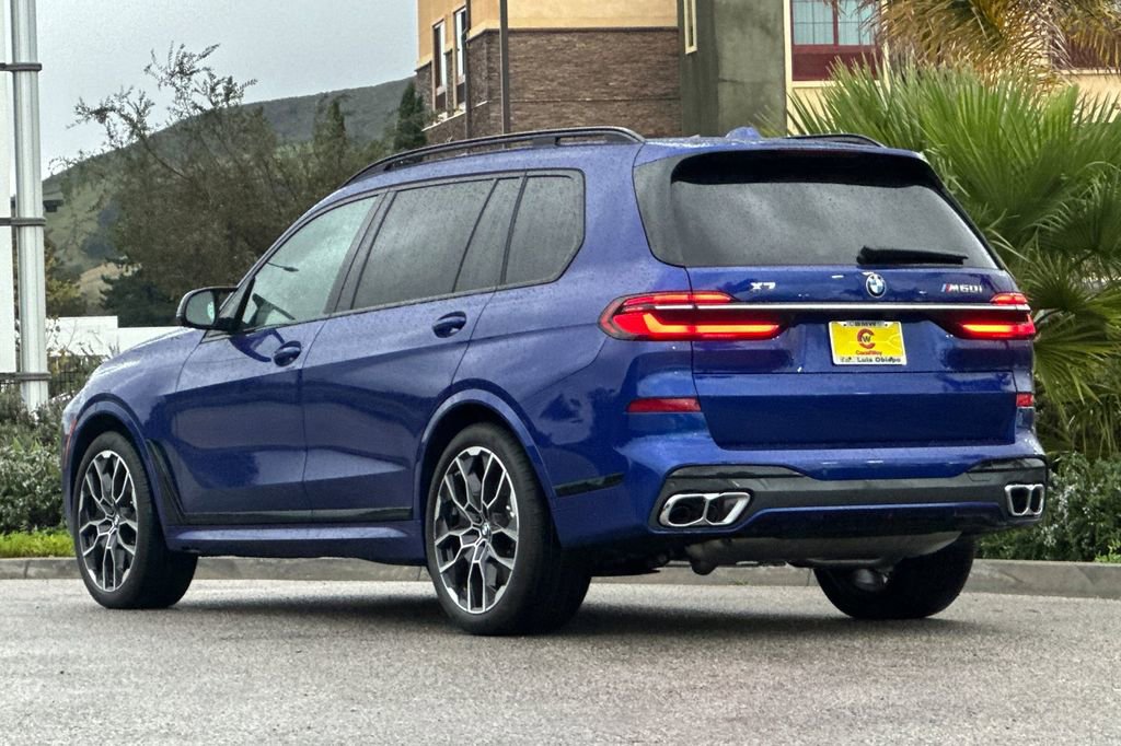 New 2026 BMW X7 M60i image 5