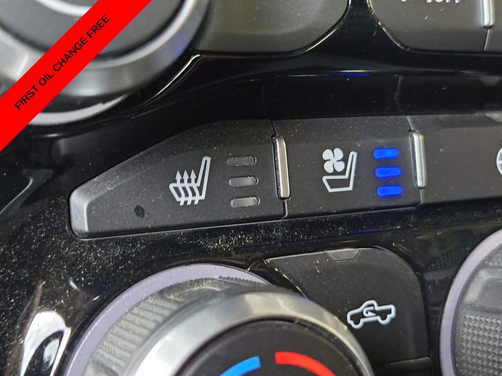 Used 2019 RAM 1500 Laramie image 29