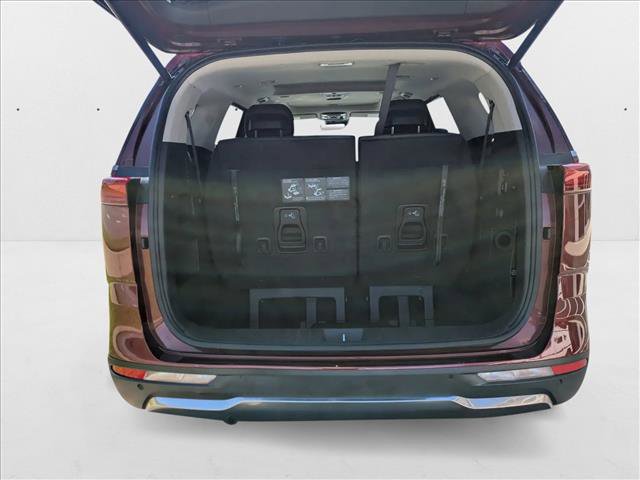 Used 2023 Kia Carnival SX Prestige image 7