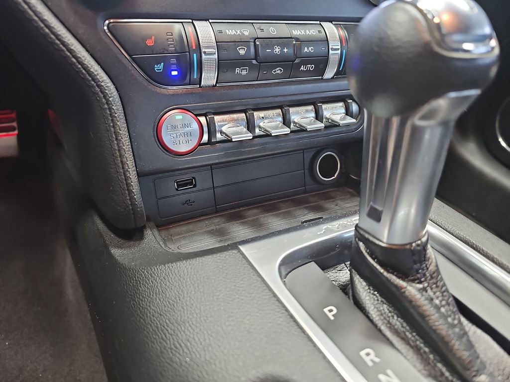 Used 2019 Ford Mustang Premium RWD image 21