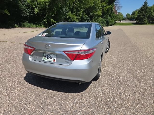 Used 2016 Toyota Camry XLE FWD image 11