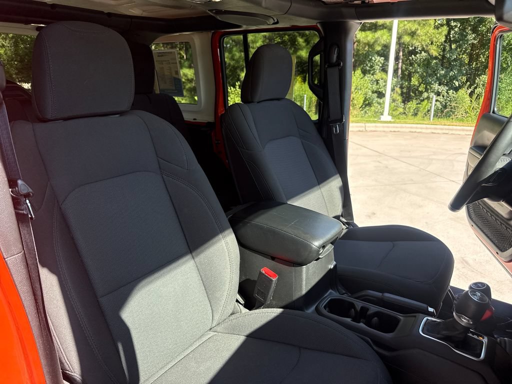 Used 2023 Jeep Wrangler Unlimited Sport AWD/4WD image 35
