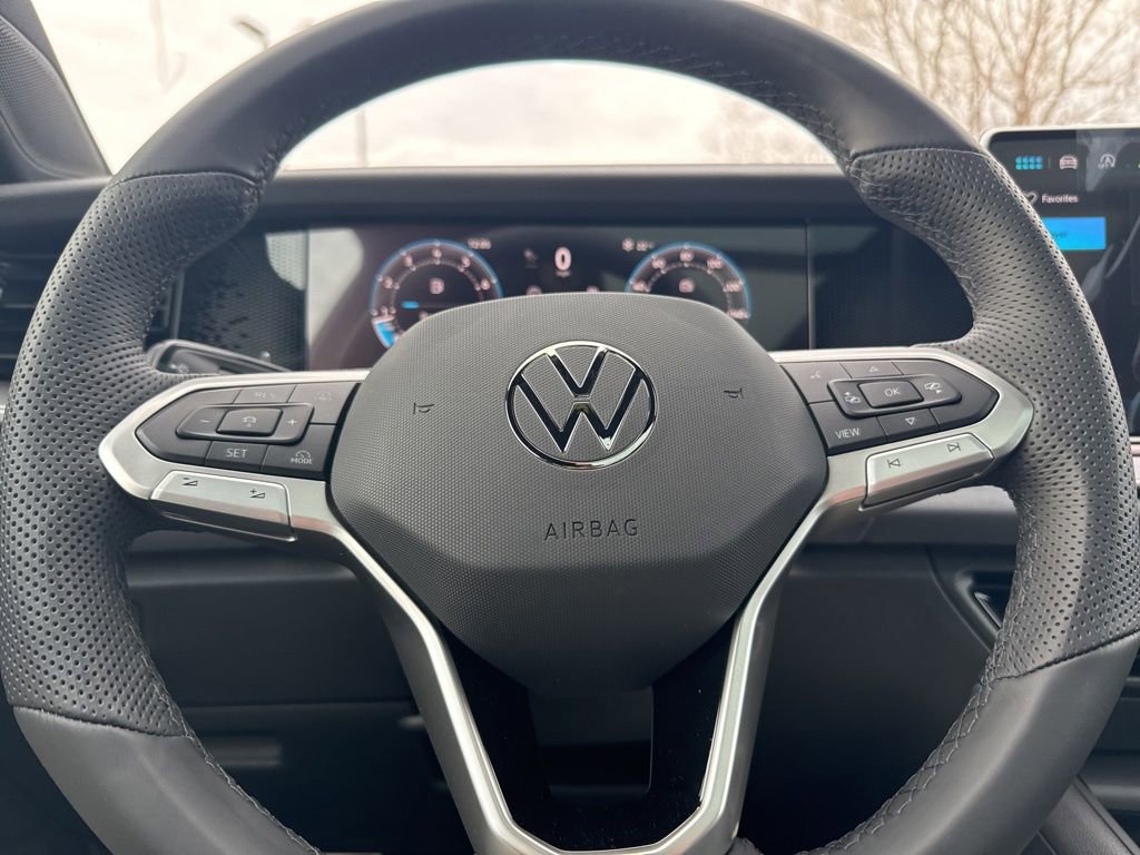 New 2026 Volkswagen Tiguan SE R-Line AWD/4WD image 20