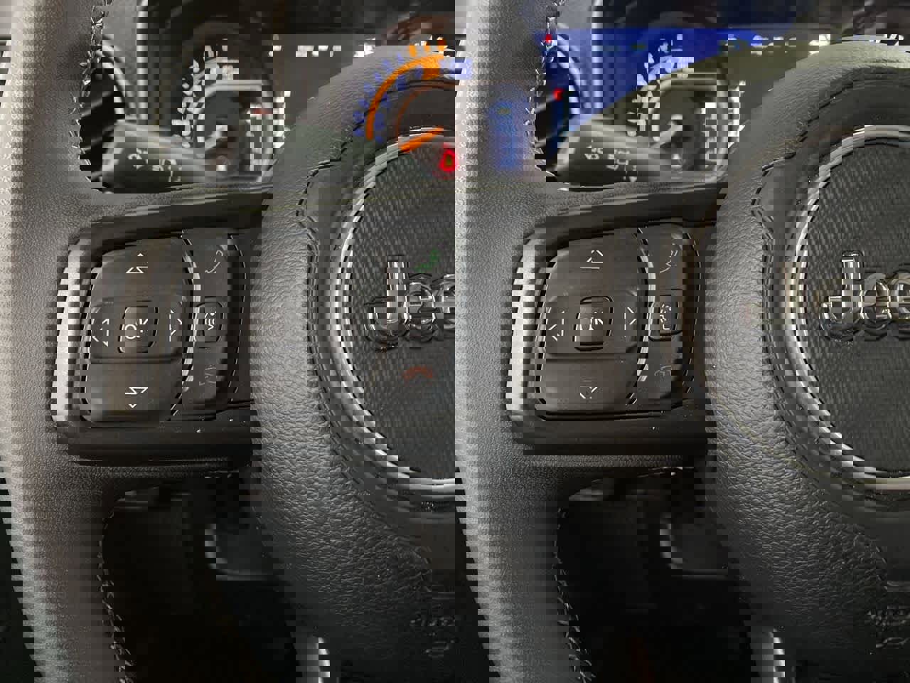 Used 2025 Jeep Wrangler Unlimited Rubicon image 21