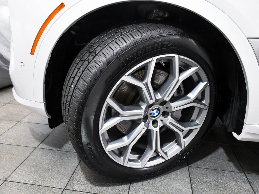 Used 2026 BMW X7 xDrive40i image 7