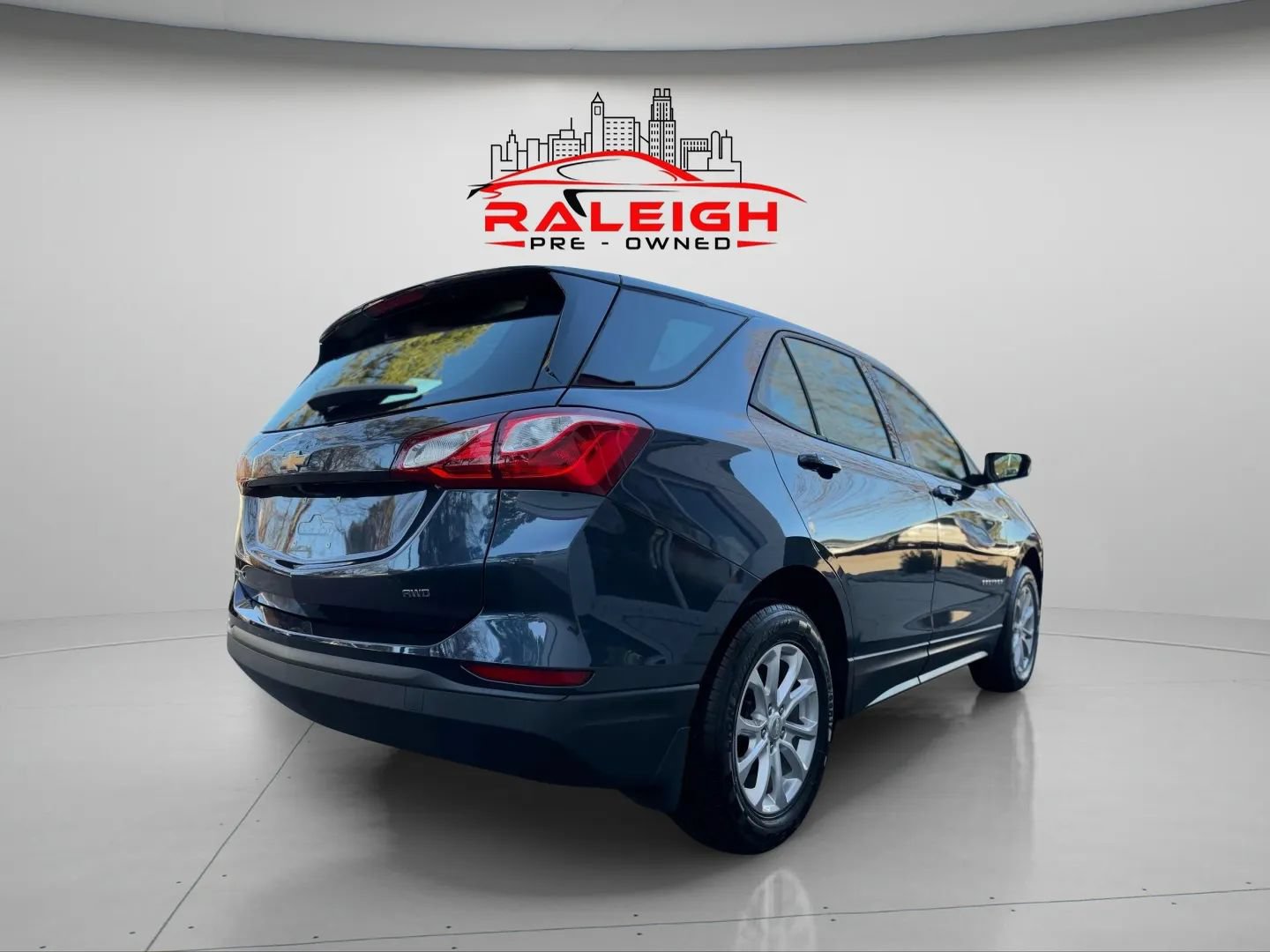 Used 2019 Chevrolet Equinox LS AWD/4WD image 5
