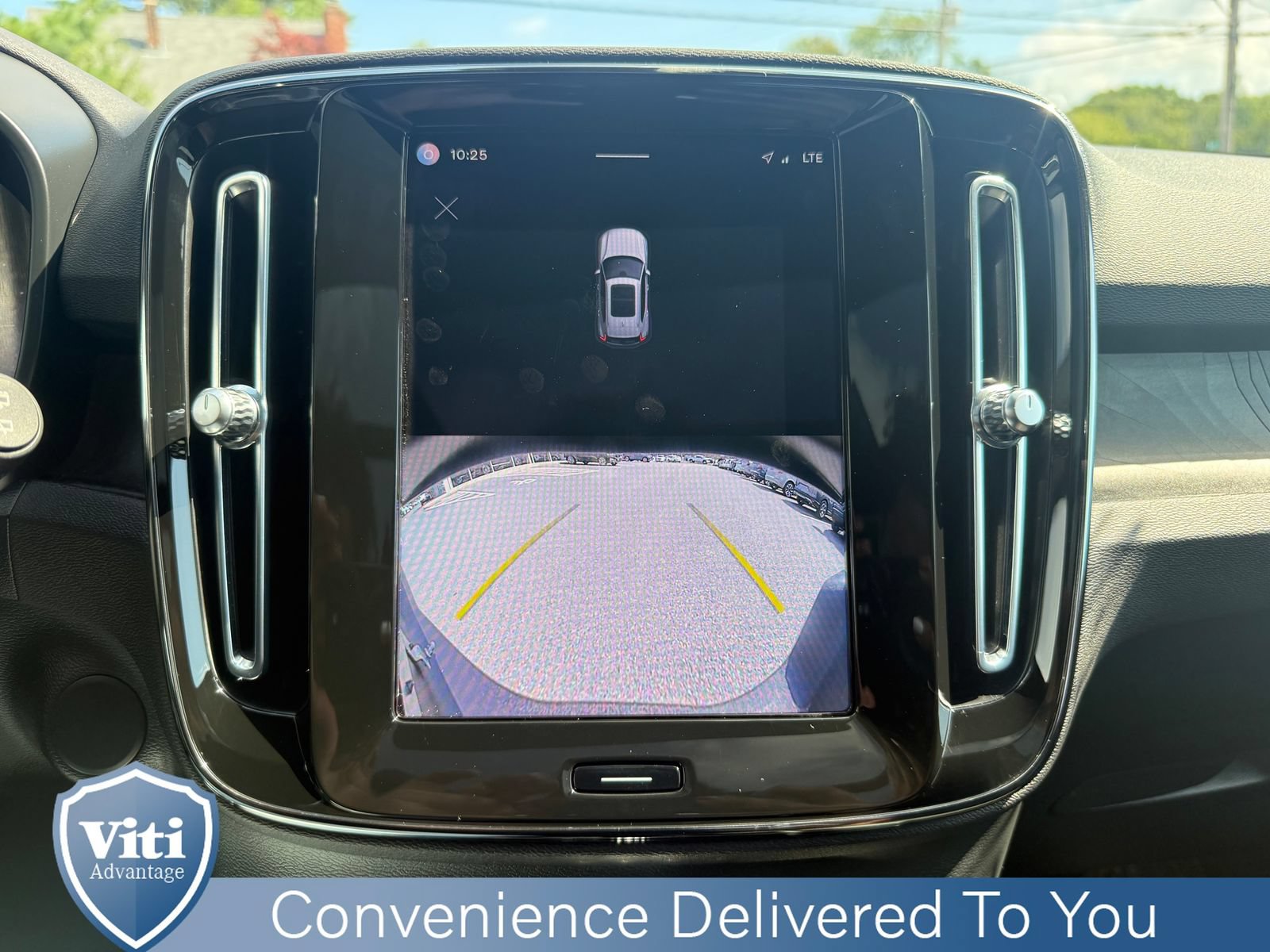 Used 2023 Volvo XC40 Recharge Ultimate w/ Protection Package Premier AWD/4WD image 33