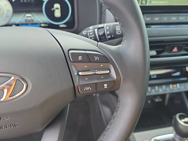 Used 2023 Hyundai Kona Limited AWD/4WD image 31