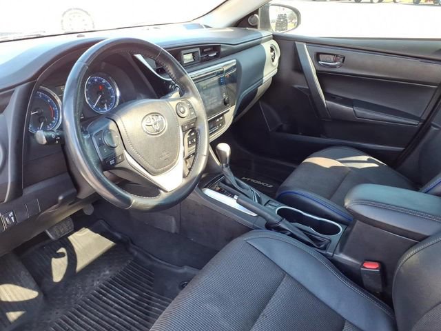 Used 2019 Toyota Corolla SE w/ SE Premium Package image 11