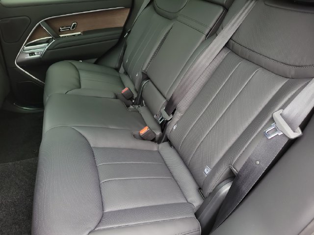 New 2026 Land Rover Range Rover SE AWD/4WD image 10