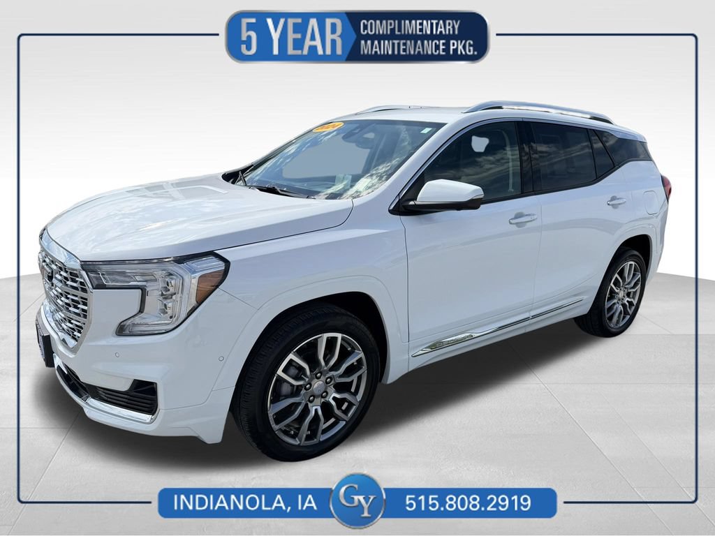 Used 2024 GMC Terrain Denali w/ Denali Premium Package