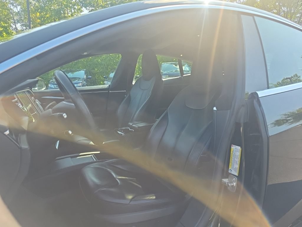 Used 2015 Tesla Model S 70D AWD/4WD image 13