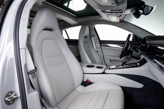 Used 2023 Porsche Panamera Turbo S image 56