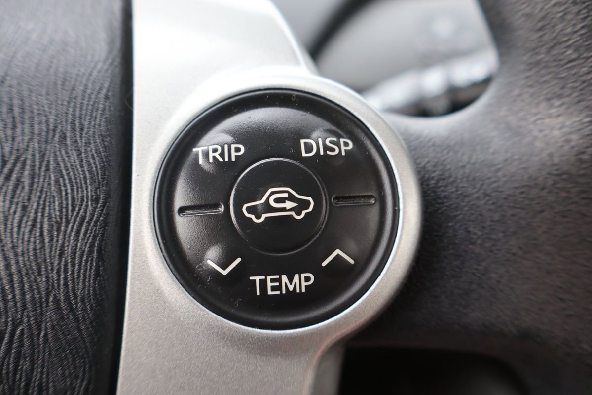 Used 2010 Toyota Prius Three FWD image 30