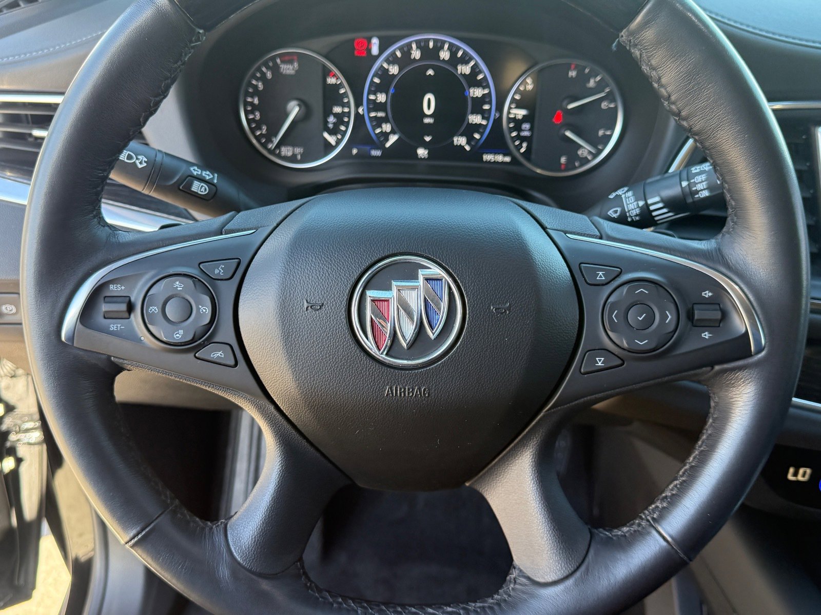 Used 2021 Buick Enclave Avenir w/ Avenir Technology Package image 13