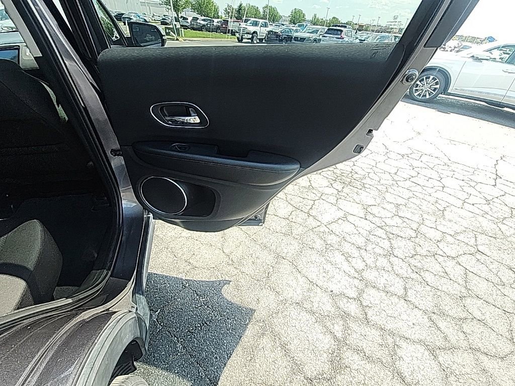 Used 2016 Honda HR-V EX image 27