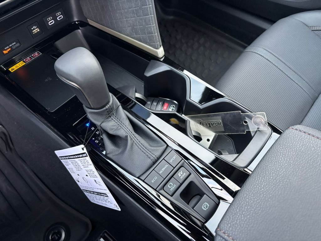 New 2026 Toyota Camry XLE w/ Premium Plus Package FWD image 25