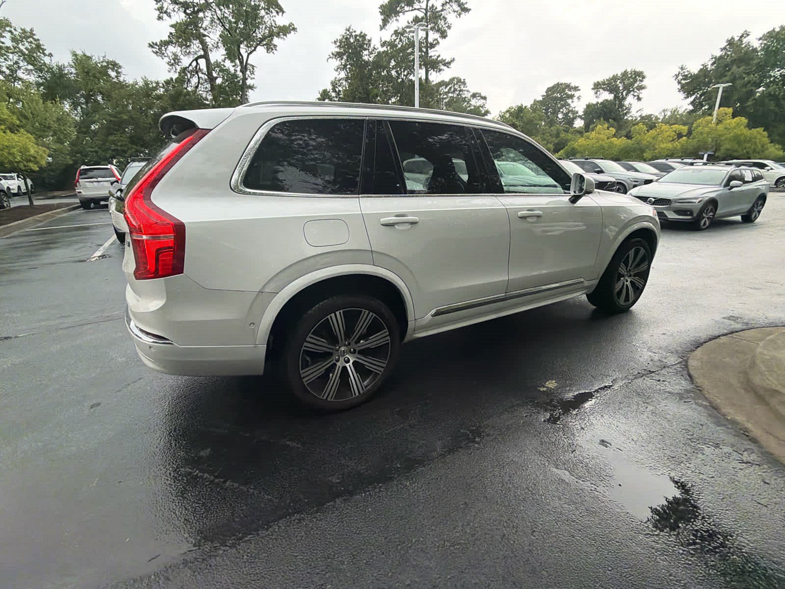 Used 2024 Volvo XC90 B6 Ultimate AWD/4WD image 21